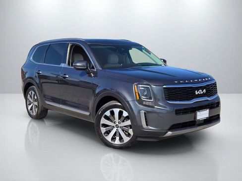 Used 2022 Kia Telluride S image 1