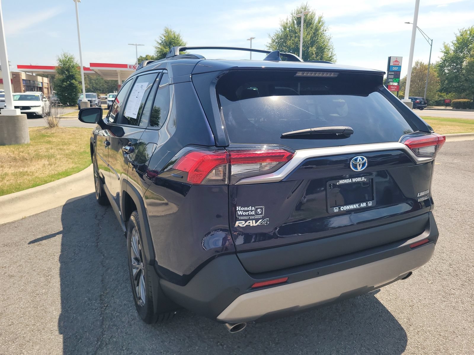Used 2023 Toyota RAV4 Limited AWD/4WD image 5