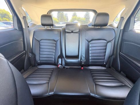 Used 2024 Ford Edge SEL AWD/4WD image 39