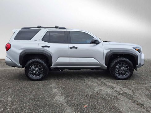 Certified 2025 Toyota 4Runner SR5 image 2