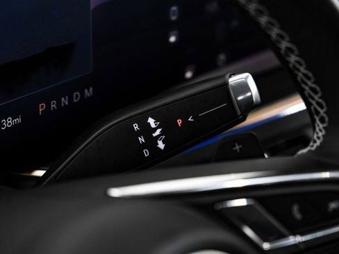 Used 2025 Buick Envision Sport Touring image 15