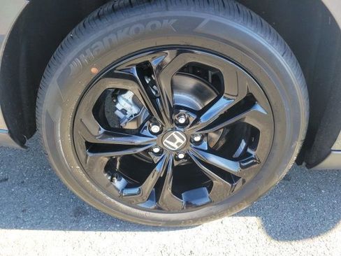 Used 2025 Honda Accord SE image 8