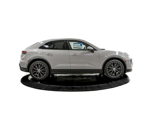 New 2026 Porsche Macan Electric RWD image 8