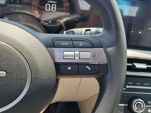 New 2026 Hyundai Tucson SE FWD image 8