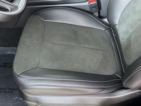 New 2025 Jeep Grand Cherokee Altitude image 19