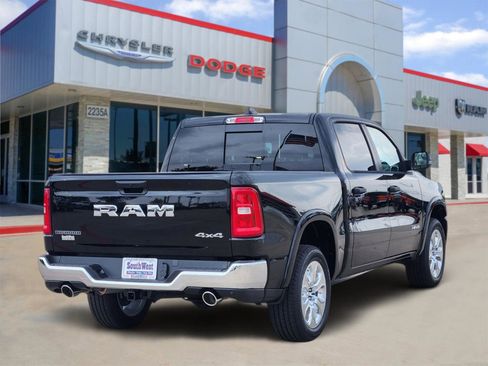 New 2026 RAM 1500 Big Horn AWD/4WD image 5