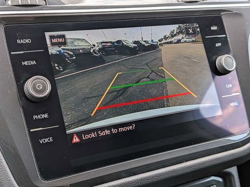 Used 2019 Volkswagen Tiguan SEL Premium AWD/4WD image 30
