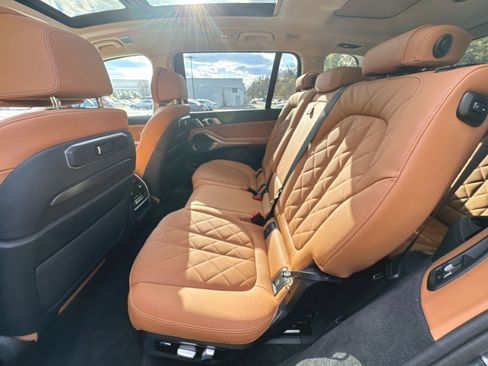New 2026 BMW X7 xDrive40i w/ Executive Package image 25