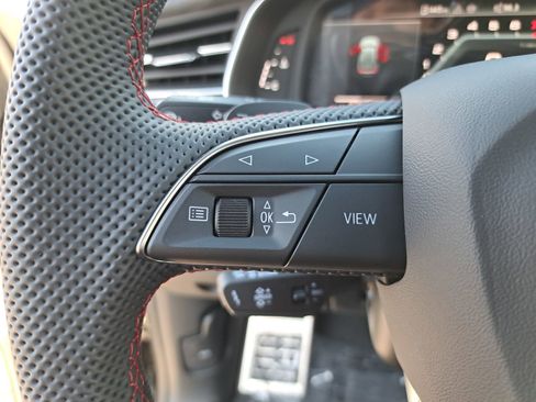 New 2026 Audi SQ8 Prestige image 17