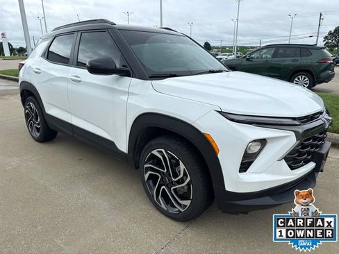 Used 2024 Chevrolet TrailBlazer RS w/ Driver Confidence Package AWD/4WD image 11