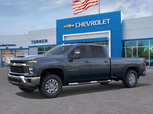 New 2026 Chevrolet Silverado 2500 LT w/ Safety Package AWD/4WD image 2
