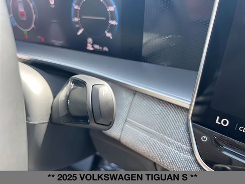 New 2025 Volkswagen Tiguan S image 19