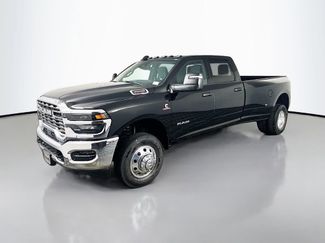New 2026 RAM 3500 Big Horn AWD/4WD video 3