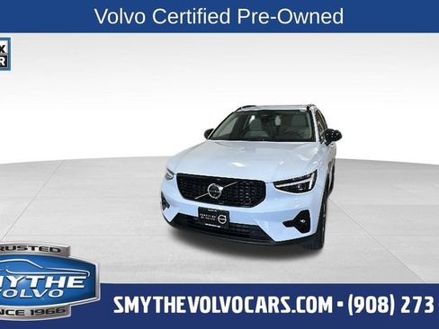 Certified 2026 Volvo XC40 B5 Plus AWD/4WD image 1