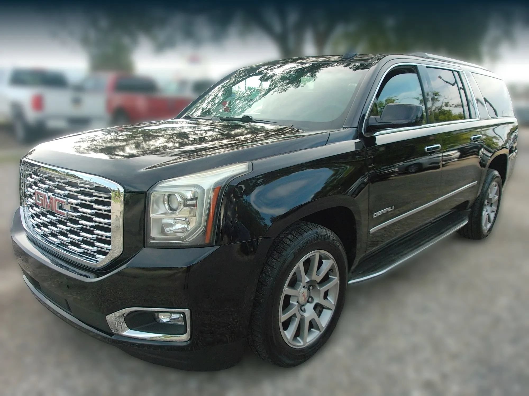 Used 2015 GMC Yukon XL Denali w/ Open Road Package RWD image 1