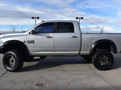 Used 2016 RAM 2500 Laramie image 10