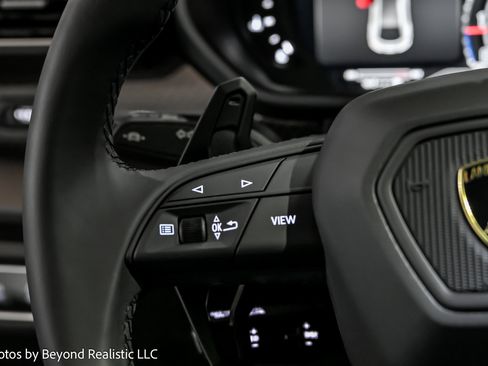 Used 2024 Lamborghini Urus Performante image 28