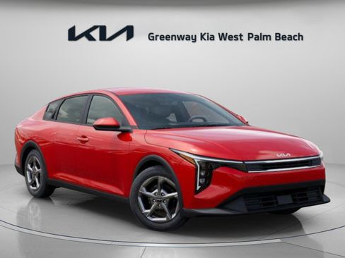 New 2026 Kia K4 LXS image 1