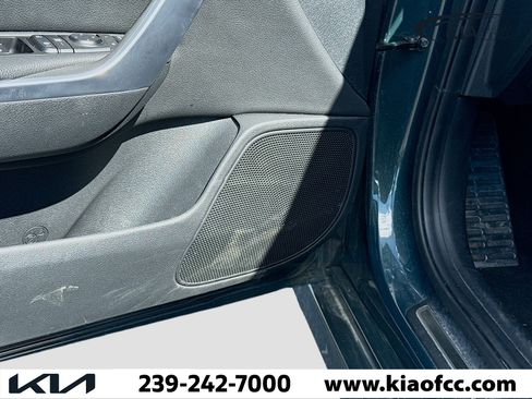 Certified 2022 Kia Stinger GT1 image 22