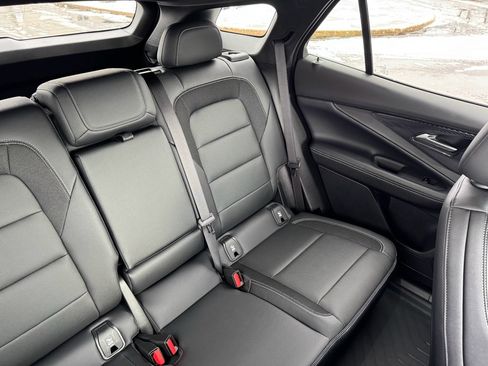 Used 2025 Chevrolet Blazer EV LT image 16