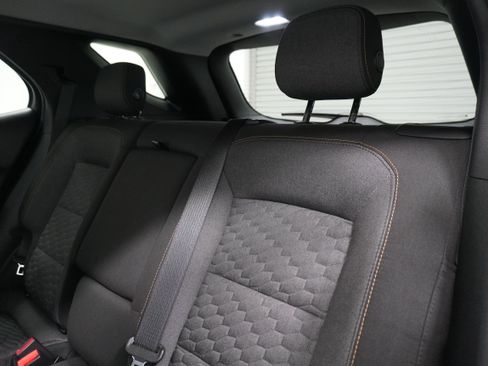 Used 2018 Chevrolet Equinox LT w/ Sun & Infotainment Package FWD image 13