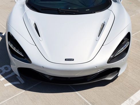 Used 2020 McLaren 720S Performance RWD image 26