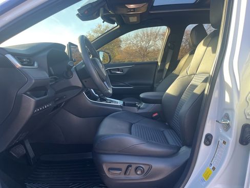 Used 2024 Toyota RAV4 XSE image 10