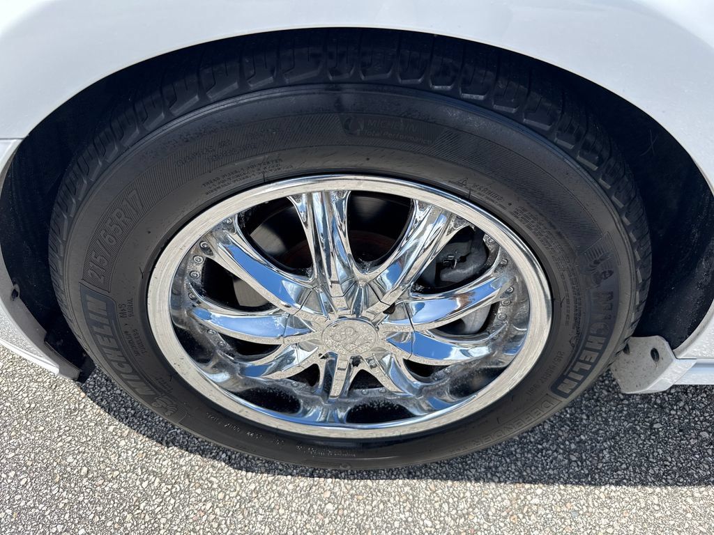 Used 2014 Ford Mustang Premium RWD image 12