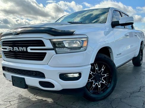 Used 2019 RAM 1500 Laramie image 2