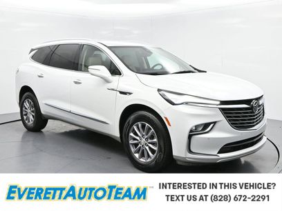 Used 2023 Buick Enclave Essence