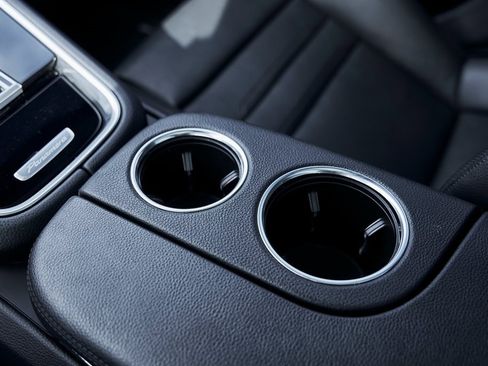 Used 2020 Porsche Panamera 4 image 67