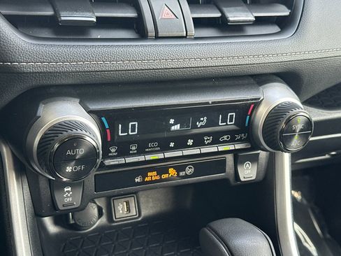 Used 2024 Toyota RAV4 XLE FWD image 18
