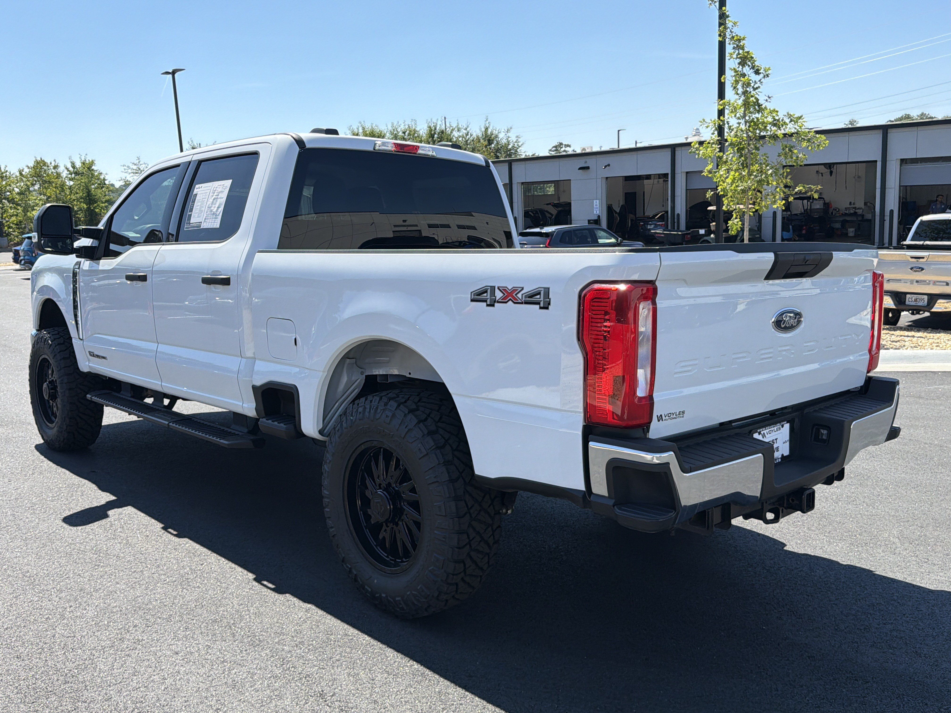 Used 2026 Ford F250 XLT AWD/4WD image 5