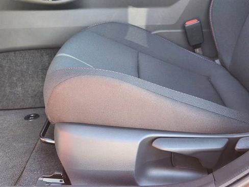 New 2026 Toyota Prius Plug-In Hybrid FWD image 18