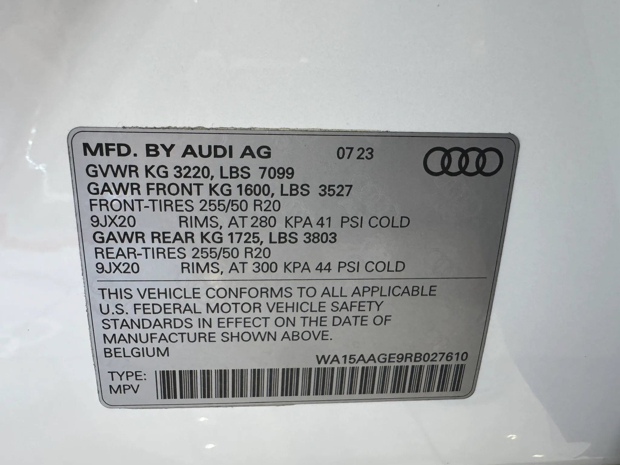 Used 2024 Audi Q8 e-tron Premium Plus w/ Premium Plus Package AWD/4WD image 34