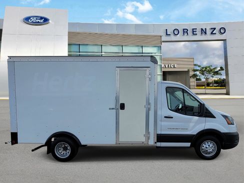 Used 2023 Ford Transit 350 DRW RWD image 4