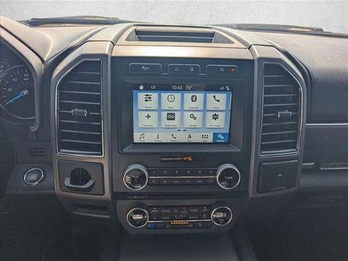 Used 2018 Ford Expedition XLT w/ Equipment Group 202A RWD image 11