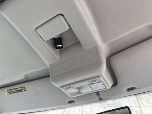 Used 1999 Volkswagen Eurovan MV FWD image 29