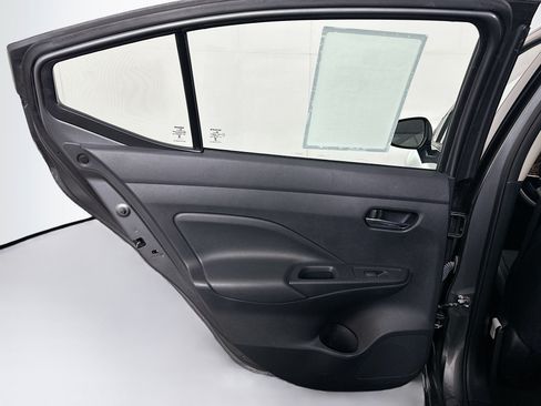 Used 2025 Nissan Versa SV FWD image 25