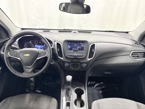 Used 2023 Chevrolet Equinox LT image 17