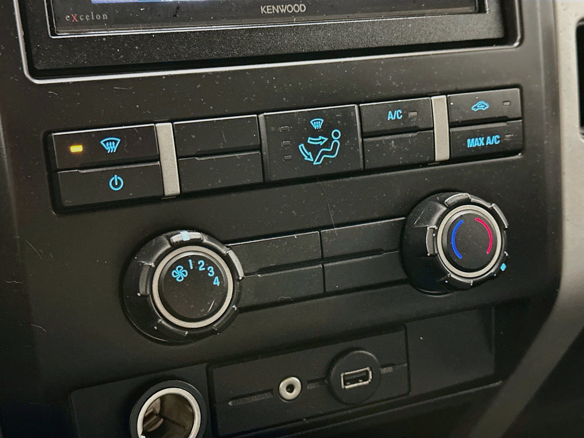 Used 2012 Ford F150 XLT AWD/4WD image 22