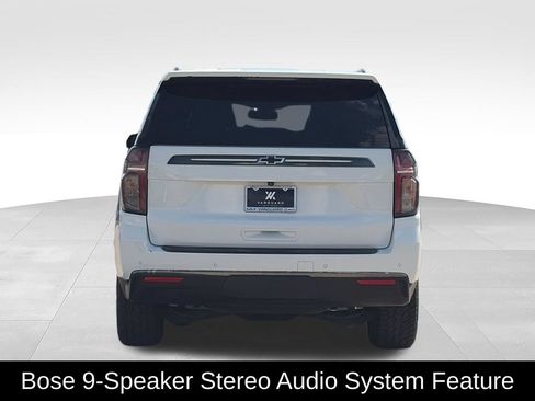 Used 2022 Chevrolet Tahoe Z71 w/ Luxury Package AWD/4WD image 7