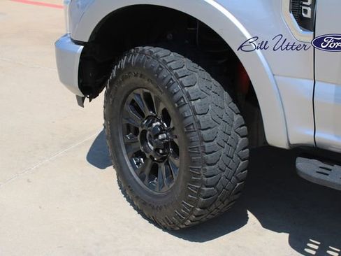 Certified 2021 Ford F250 Platinum w/ Tremor Off-Road Package AWD/4WD image 9
