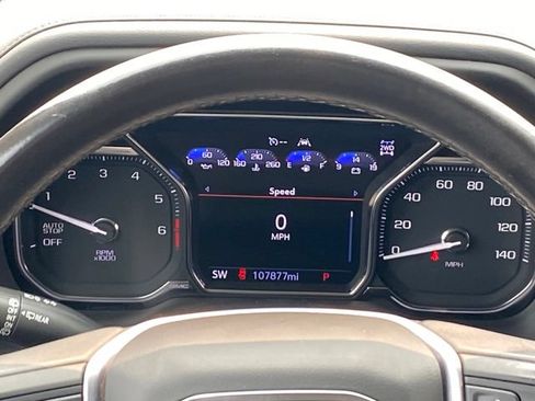 Used 2021 GMC Yukon XL SLE w/ Gmc Pro Safety Plus Package AWD/4WD image 9