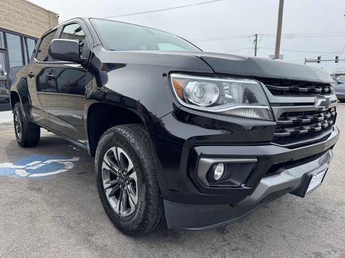 Used 2021 Chevrolet Colorado Z71 image 3