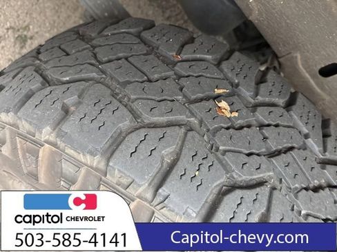 Used 2022 Chevrolet Silverado 1500 Custom Trail Boss image 28