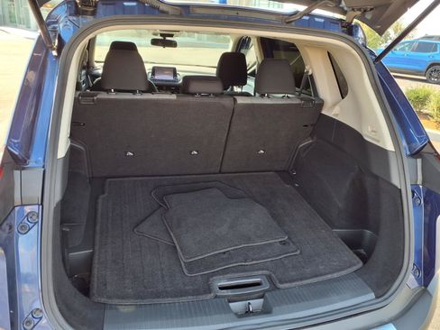 Used 2023 Nissan Rogue SV AWD/4WD image 31