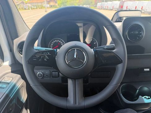 New 2026 Mercedes-Benz Sprinter 2500 image 15