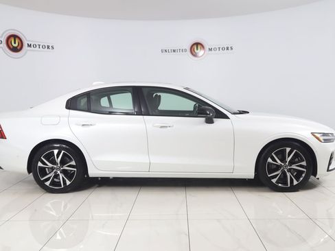 Used 2024 Volvo S60 B5 Plus AWD/4WD image 2