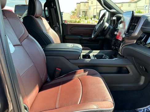 New 2026 RAM 2500 Limited AWD/4WD image 14
